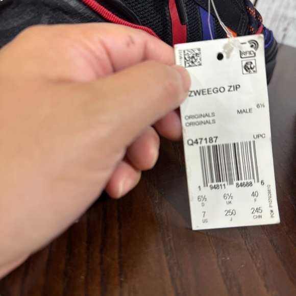 ADIDAS Originals Ozweego Zip limited Edition Chinese New Year Men’s 6.5 - 7 - Picture 5 of 13